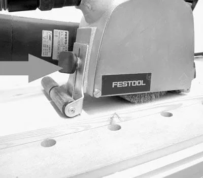 Régler la profondeur de structuration souhaitée à l'aide de la molette de réglage arrière