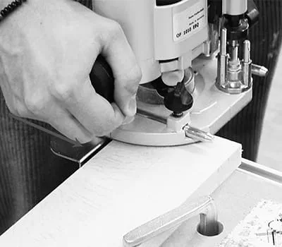 Pénétration de la fraise dans la pièce