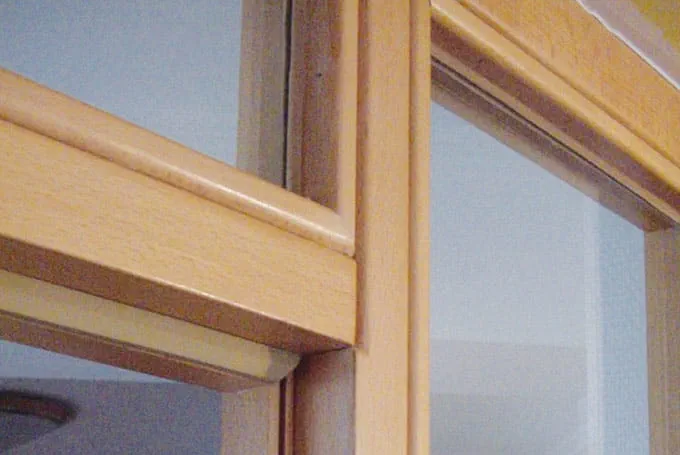 Fraisage pour l'installation d'un joint de porte