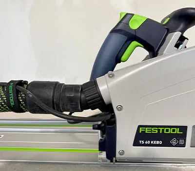 Afzuigapparaat aansluiten