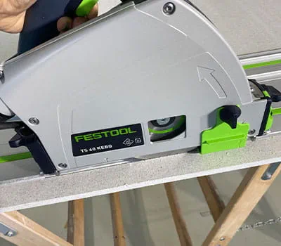 Découpe du placoplâtre