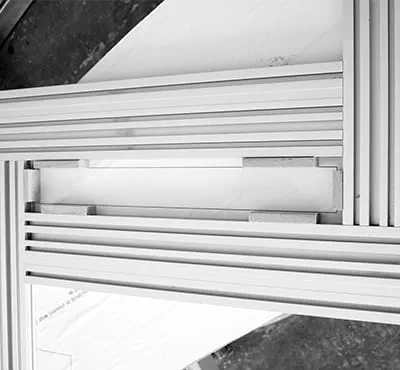 Houten afstandhouders gebruiken