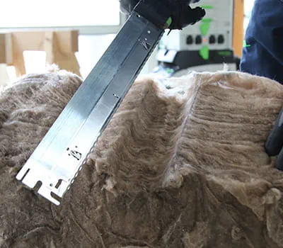 Uitgezaagde isolatie