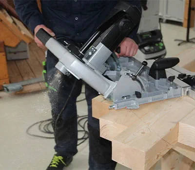 Réalisation des empannons sur les chevrons