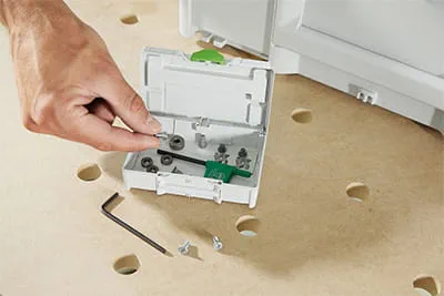 De nieuwe bovenfrees OF 1010 R van Festool