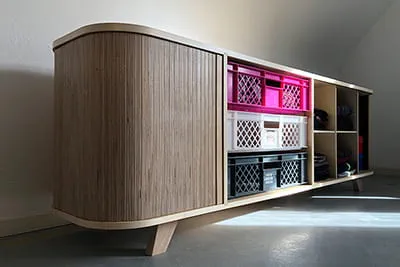Een dressoir - ontworpen en gebouwd door Laura Kampf.