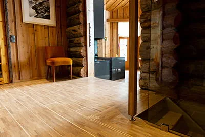 Het gelegde parket in het huis