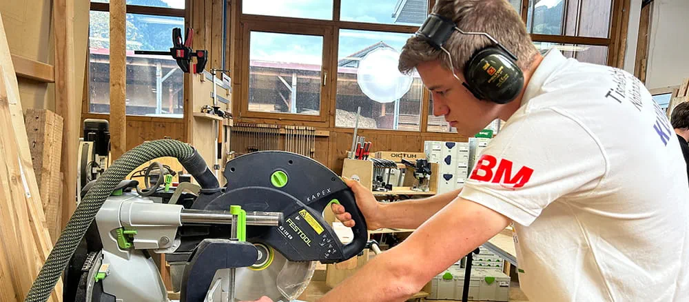 Felix Wilhelm aan het trainen voor WorldSkills